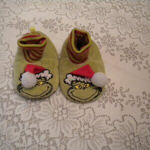 Grinch Slipper Socks